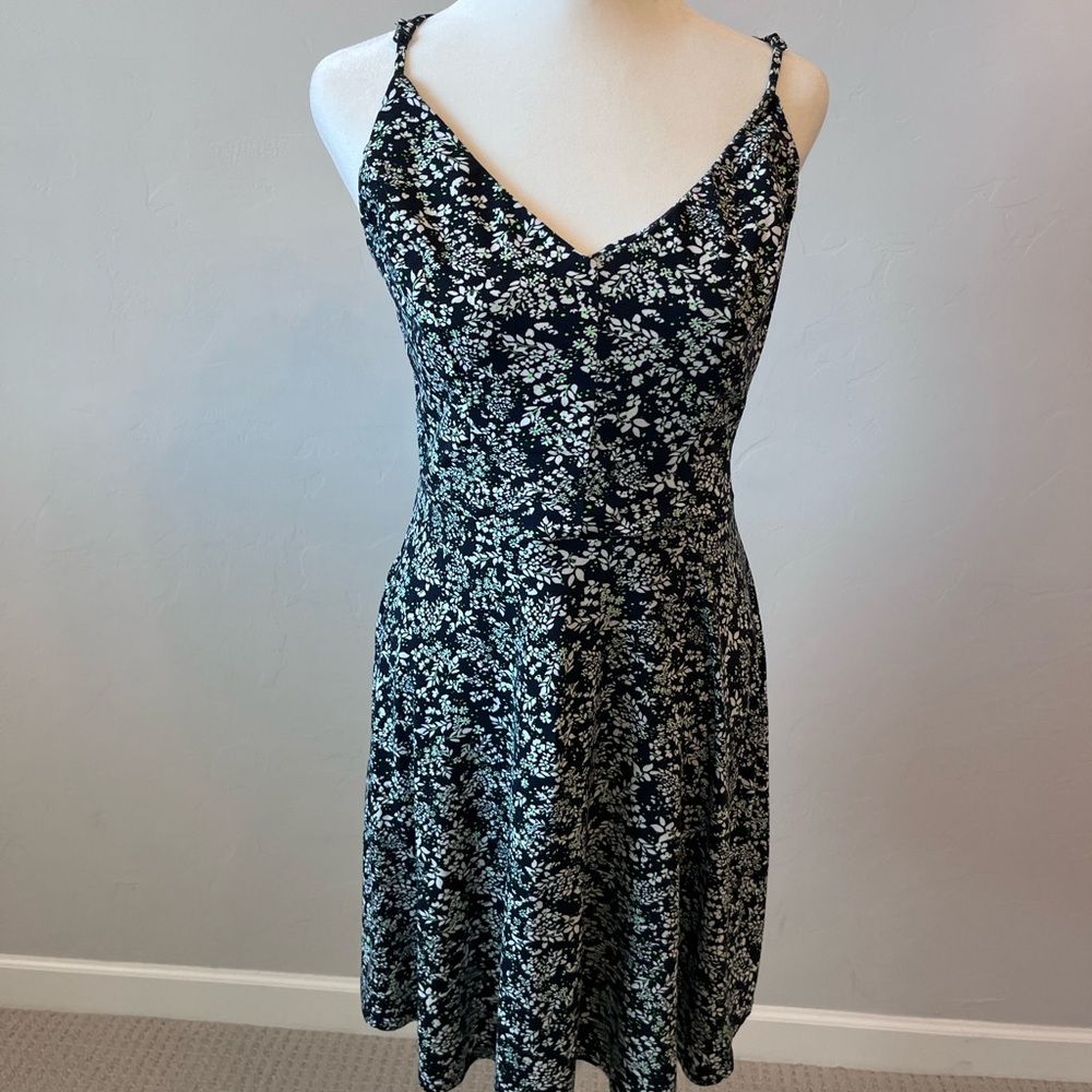 Nine Britton Lizzy Brushed Floral‎ Knit Dress - Picture 2 of 4